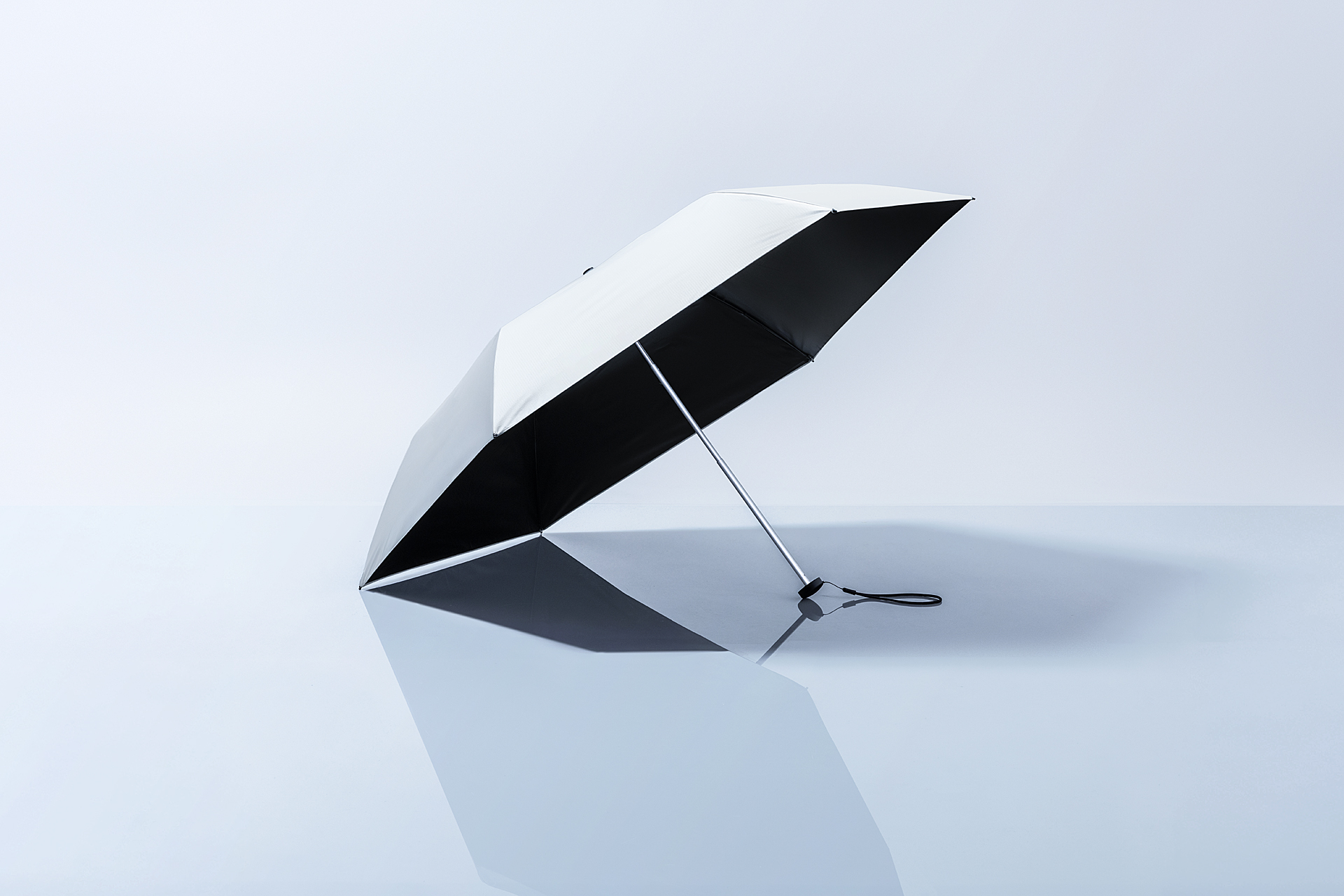 THE MONSTER SPEC® “FOLDING UMBRELLA”
